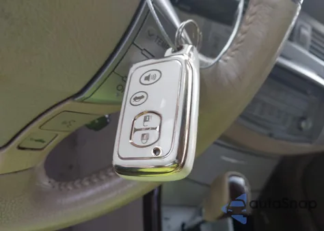 2010 Toyota Avalon Limited z USA, uszkodzony, nr VIN 4T1BK3DB3AU362328